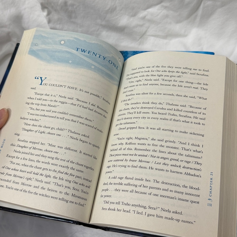 Waterfire Saga: Books 1-3 (Deep Blue, Rogue Wave, Dark Tide)- Jennifer Donnelly - Picture 9 of 13